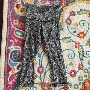 Lululemon 3/4 high waisted leggings